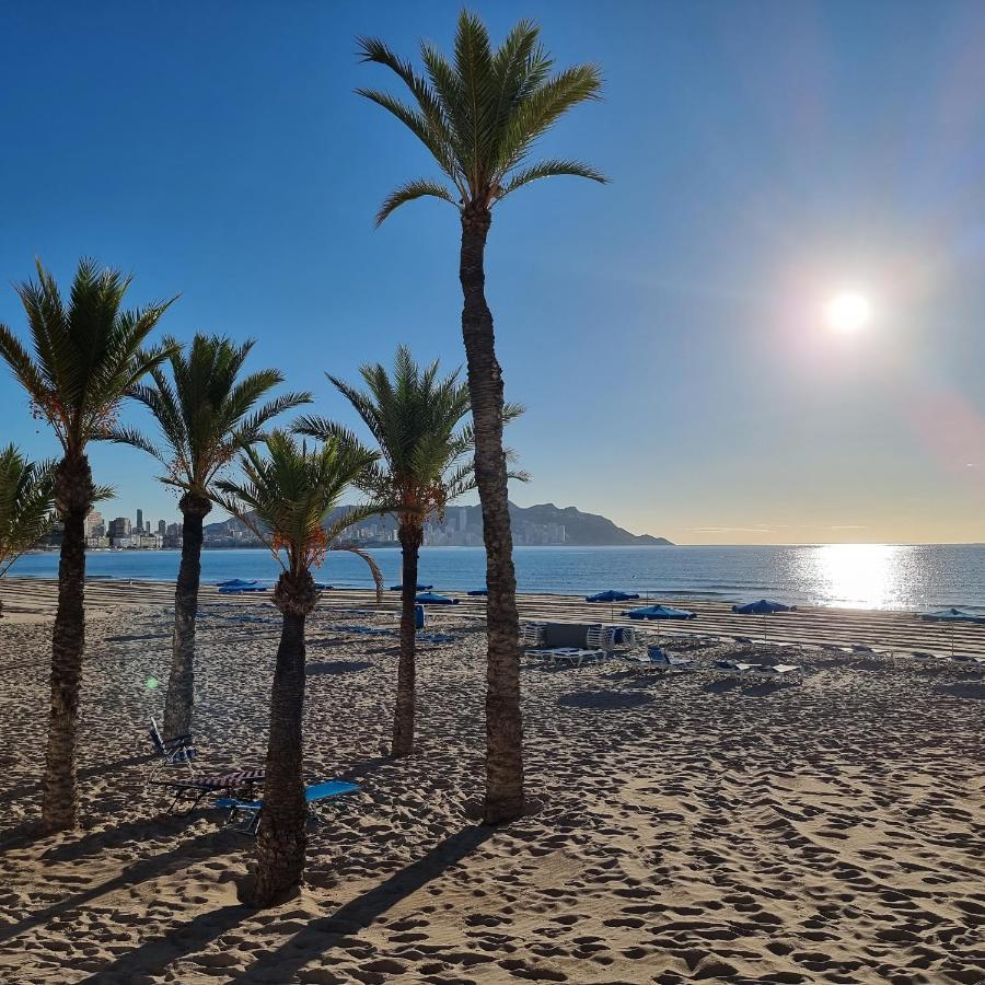 Апартаменти Sunset Waves Benidorm Julieta Vistas Al Mar Premium 200 Mt2 Con Jacuzzi En Terraza Екстер'єр фото