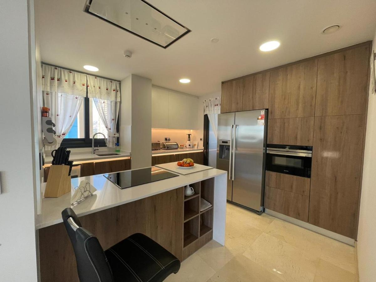 Апартаменти Sunset Waves Benidorm Julieta Vistas Al Mar Premium 200 Mt2 Con Jacuzzi En Terraza Екстер'єр фото