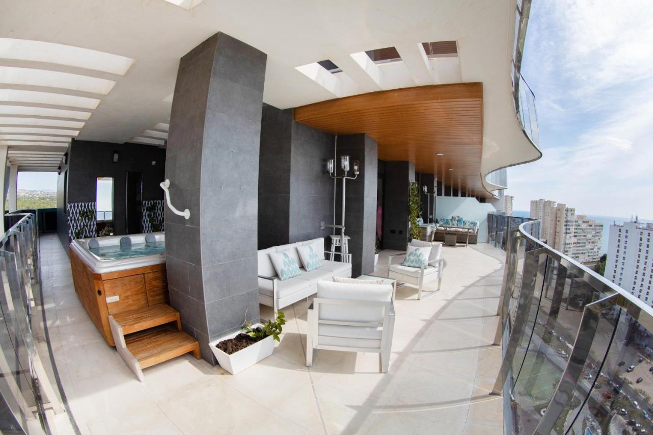 Апартаменти Sunset Waves Benidorm Julieta Vistas Al Mar Premium 200 Mt2 Con Jacuzzi En Terraza Екстер'єр фото