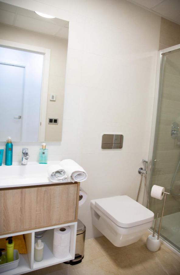 Апартаменти Sunset Waves Benidorm Julieta Vistas Al Mar Premium 200 Mt2 Con Jacuzzi En Terraza Екстер'єр фото